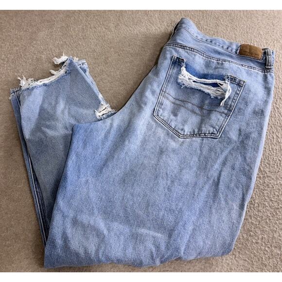 American Eagle Mom Jeans Sz 20 Regular Distressed Torn Medium Blue Wash Raw Hem - Picture 5 of 7